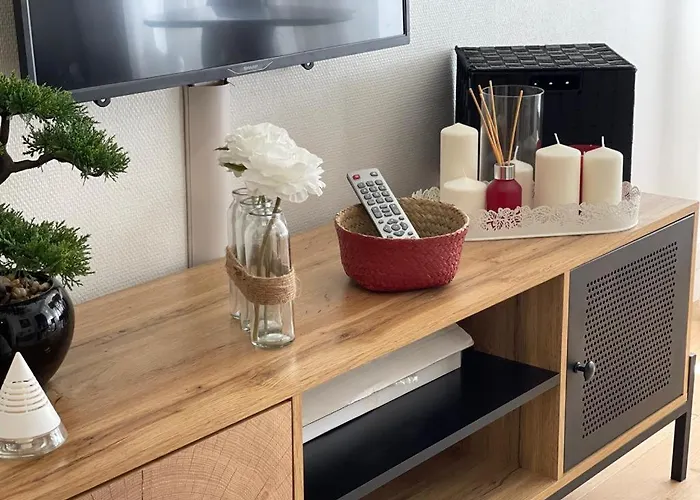 16 Victor Hugo Superbe * Paris